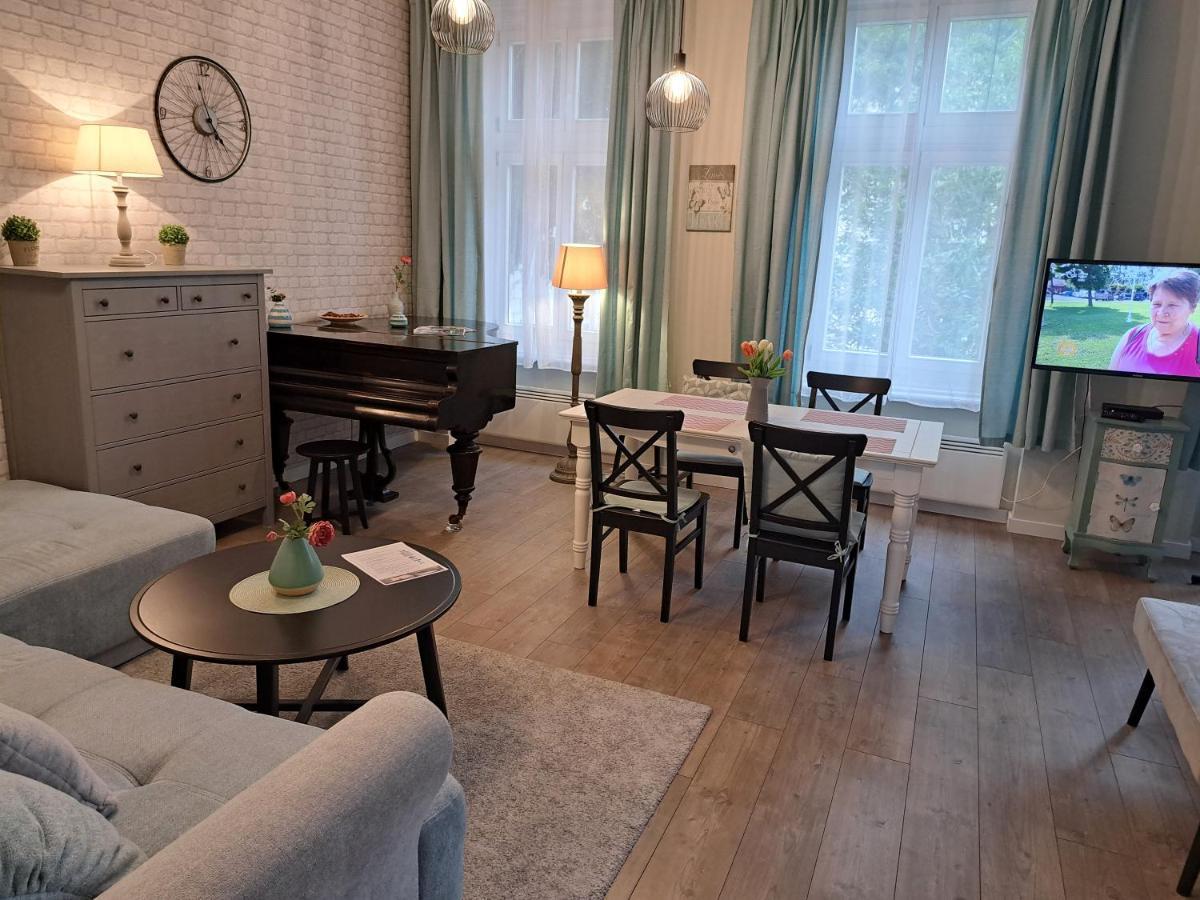 Gizella Apartman Budapest Exteriör bild